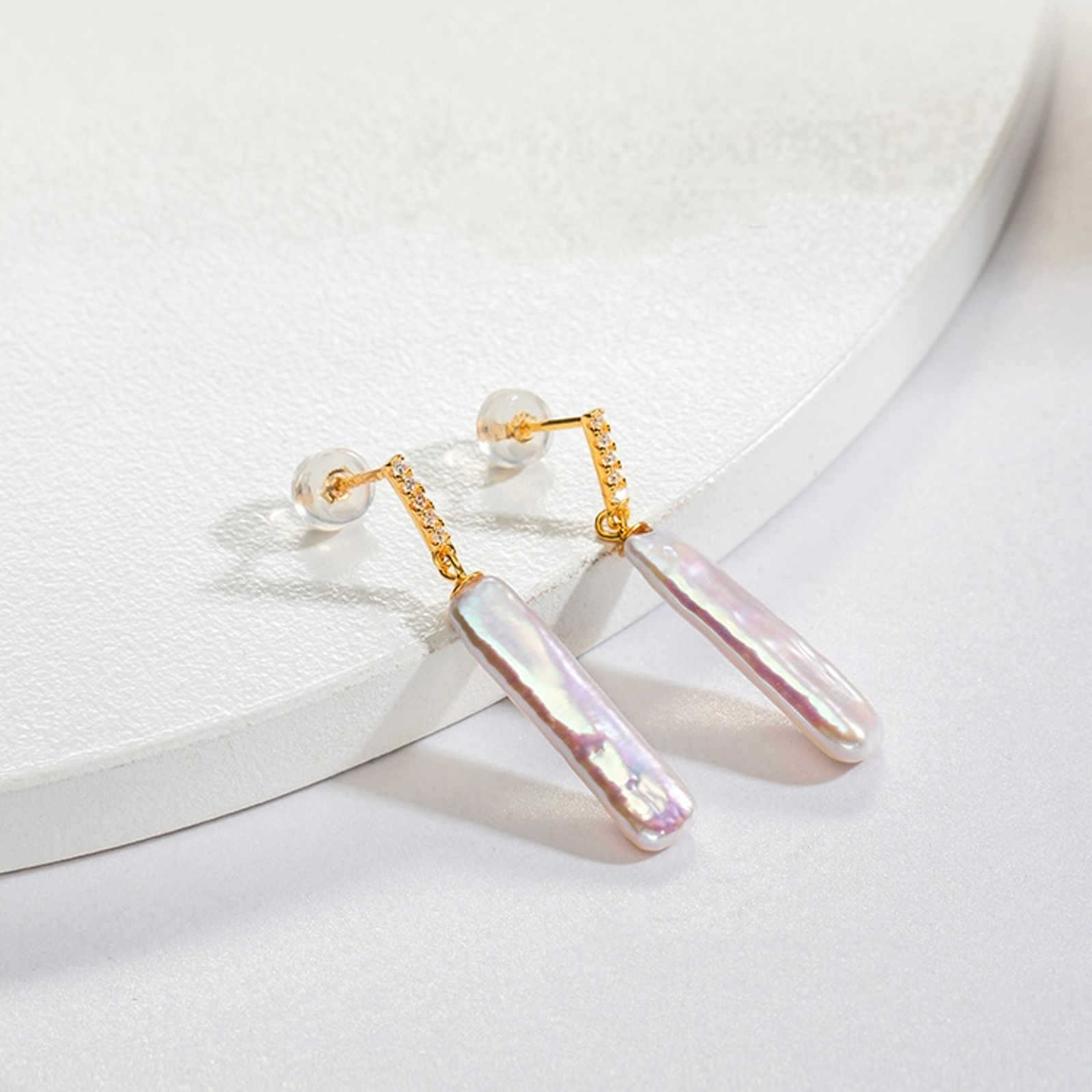 Pendientes de perlas reales de agua dulce, pendientes colgantes de perlas barrocas largas naturales con pasador de plata