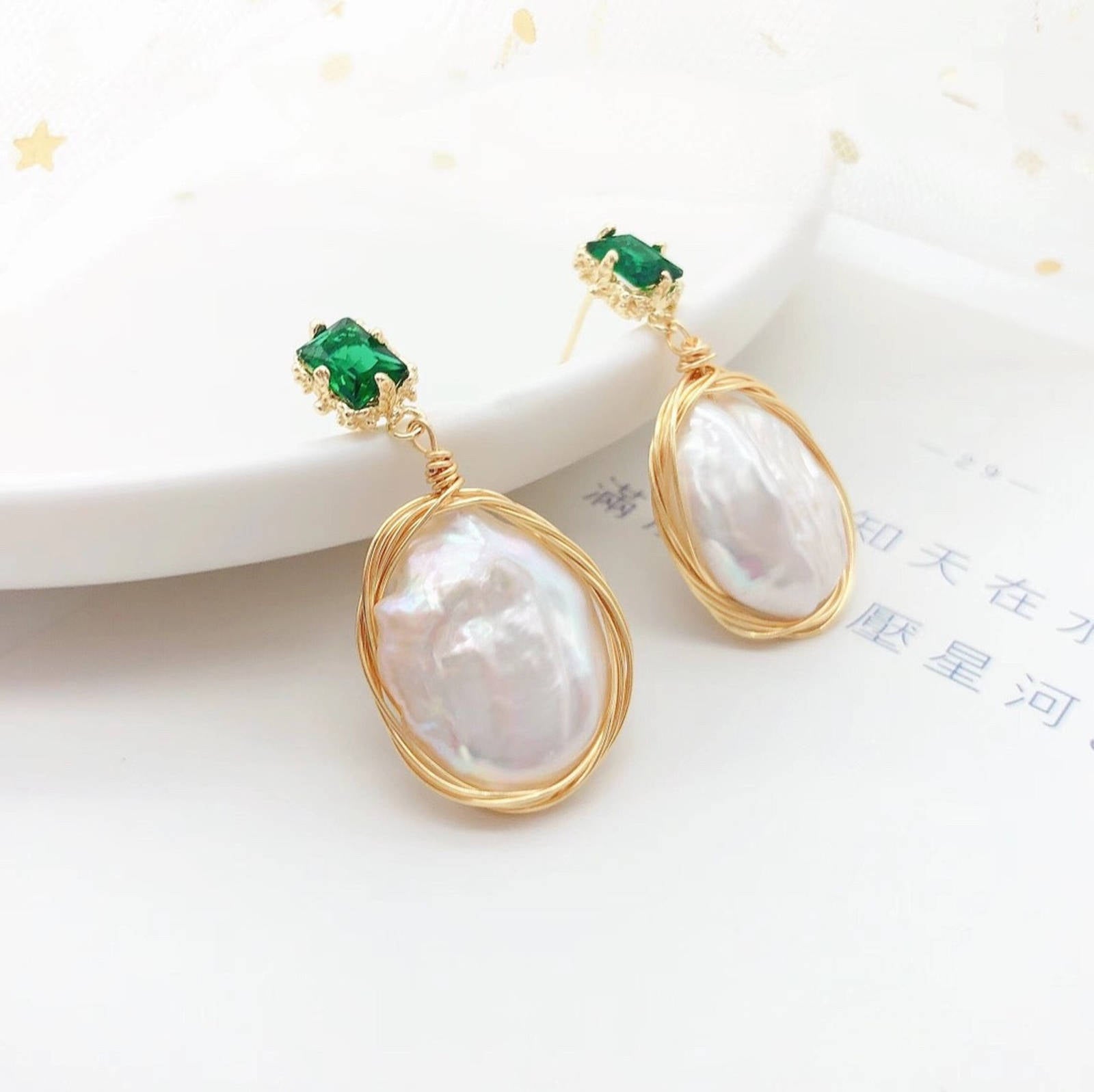 Pendientes colgantes de perlas barrocas auténticas, pendientes de perlas grandes AAA de alto brillo de 12mm con ágata verde y Pin de plata S925