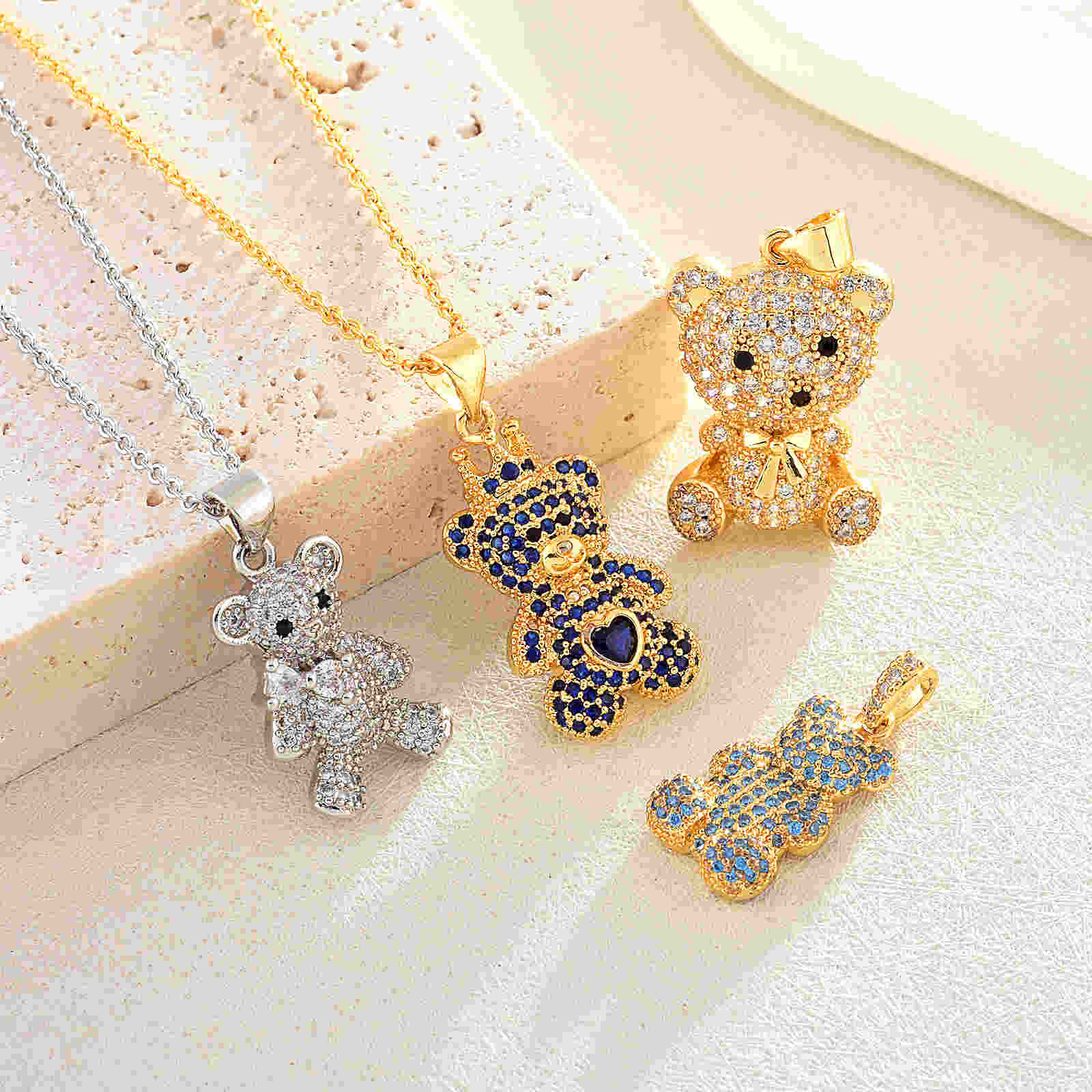 Crystal Bear Pendant Necklace 18K Gold Plated Silver Chain Necklace for Girl