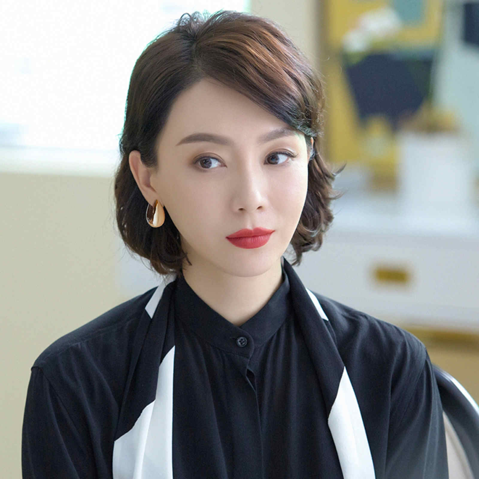 Aros gruesos mitad oro mitad plata, tamaño perfecto, con pasador de plata S925 (12 x 24 mm)