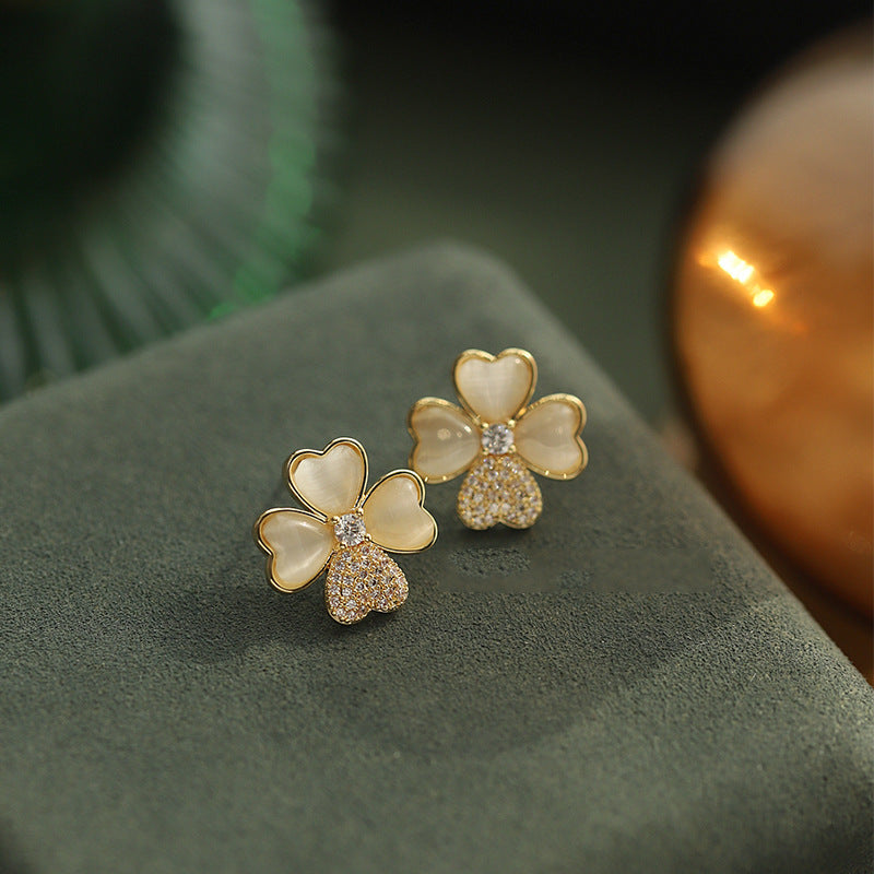 White Four Leaf Clover Earrings Stud Crystal Four Leaf Clover Earrings with S925 Silver Pins