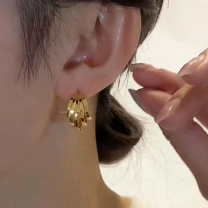 Pendientes de aro chapados en oro de 18 quilates Aro de oreja de garra fina en oro y plata con pasador de plata S925