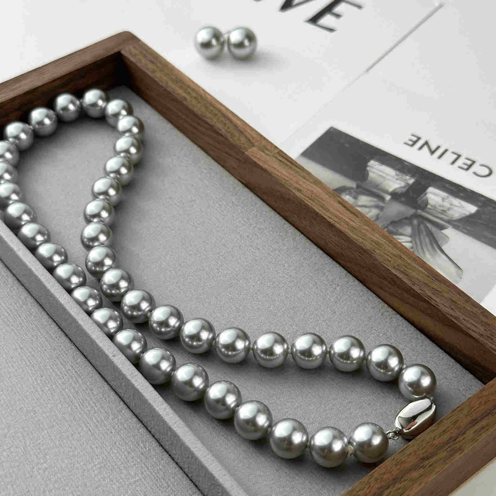New Fashion Pearl Necklace 10mm High Luster Shell Pearl Necklace Silver Clasp 20 inch / 50cm