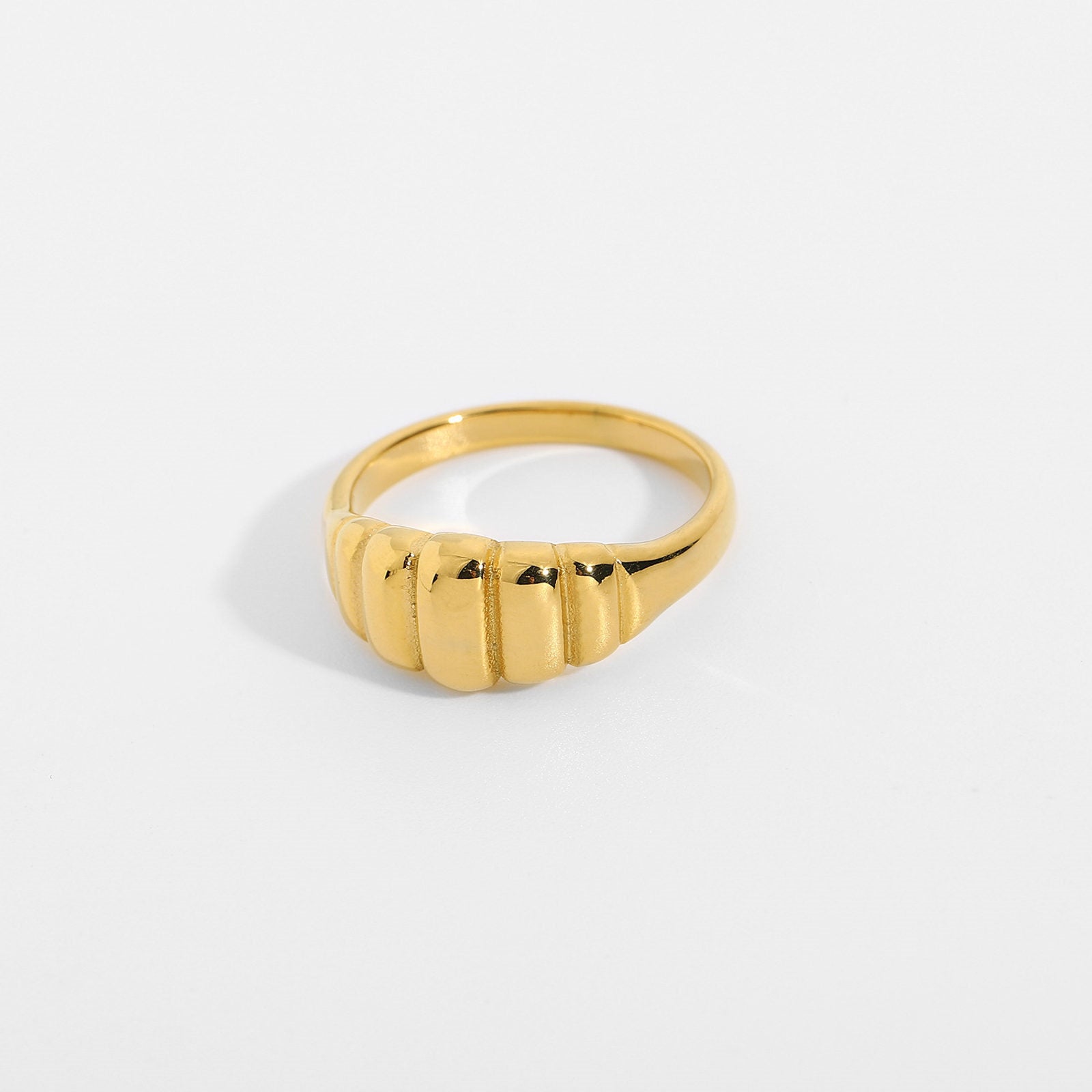 Bagues plaquées or 14 carats Croissant Chevalière torsadée Bague dôme épaisse Bague étoile empilable Bijoux minimalistes