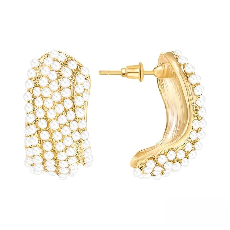 S Shape Pearl Earring Hoop Elegant Gold Pearl Earrings with Silver Pin