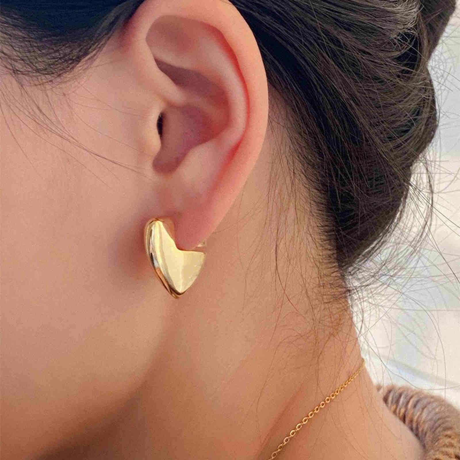 Chunky Gold Earrings Heart Shaped 18K Gold Hoop Earrings with Silver Pin