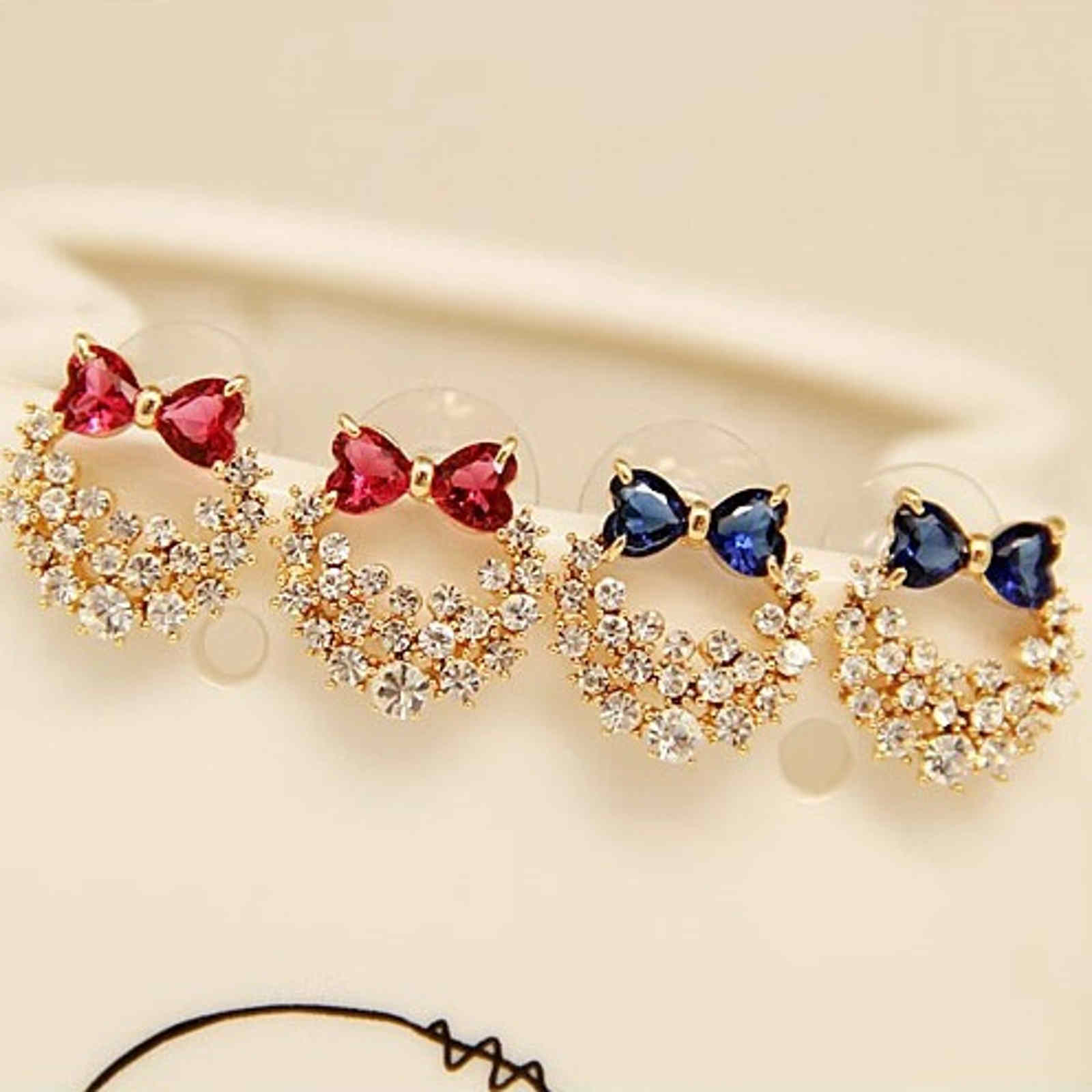 Xmas Crystal Earrings Bow and Wreath Designed Earring Studs with Silver Pin