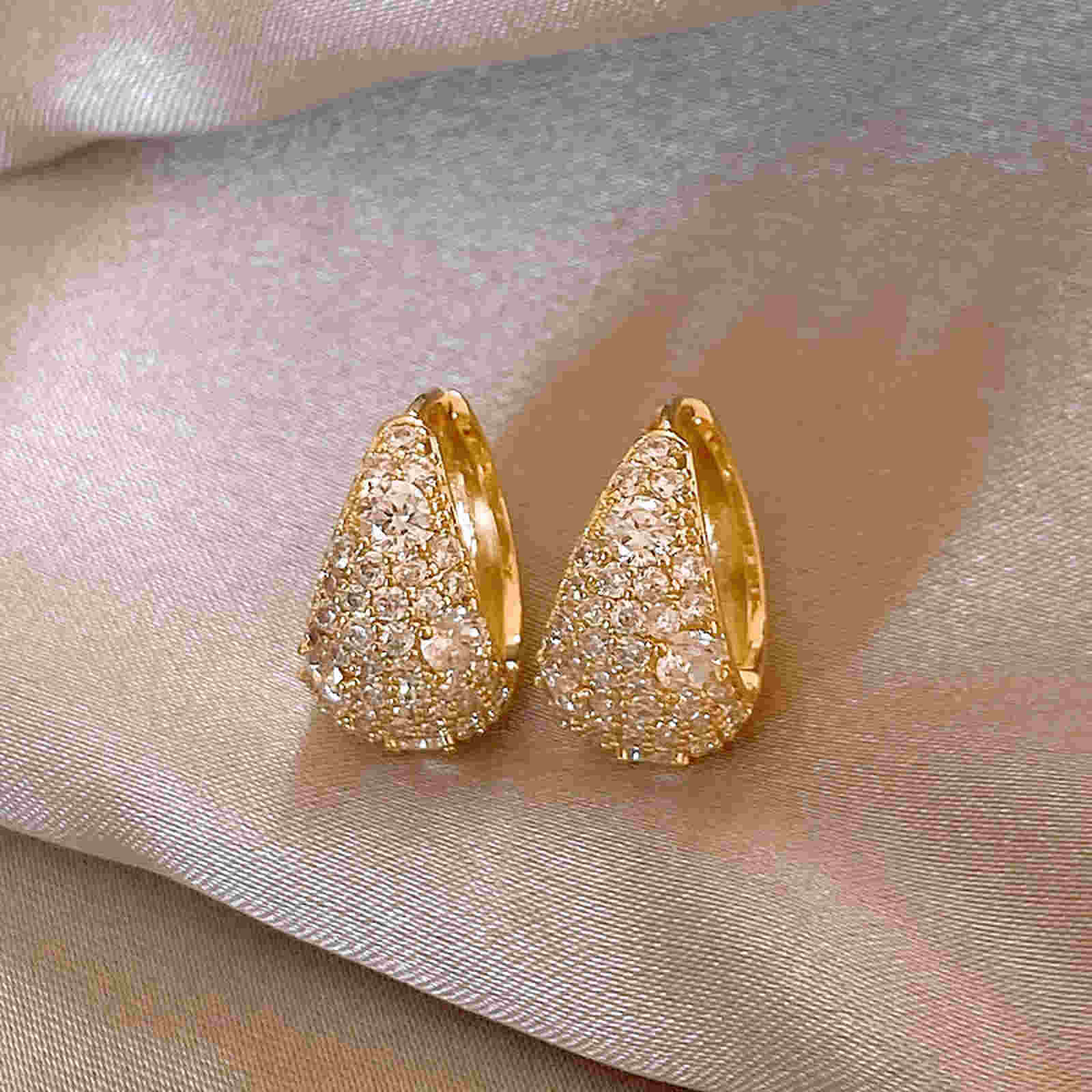 18 Karat vergoldete klobige Creolen, Huggie-Creolen mit Halbdiamanten und S925-Silberstift