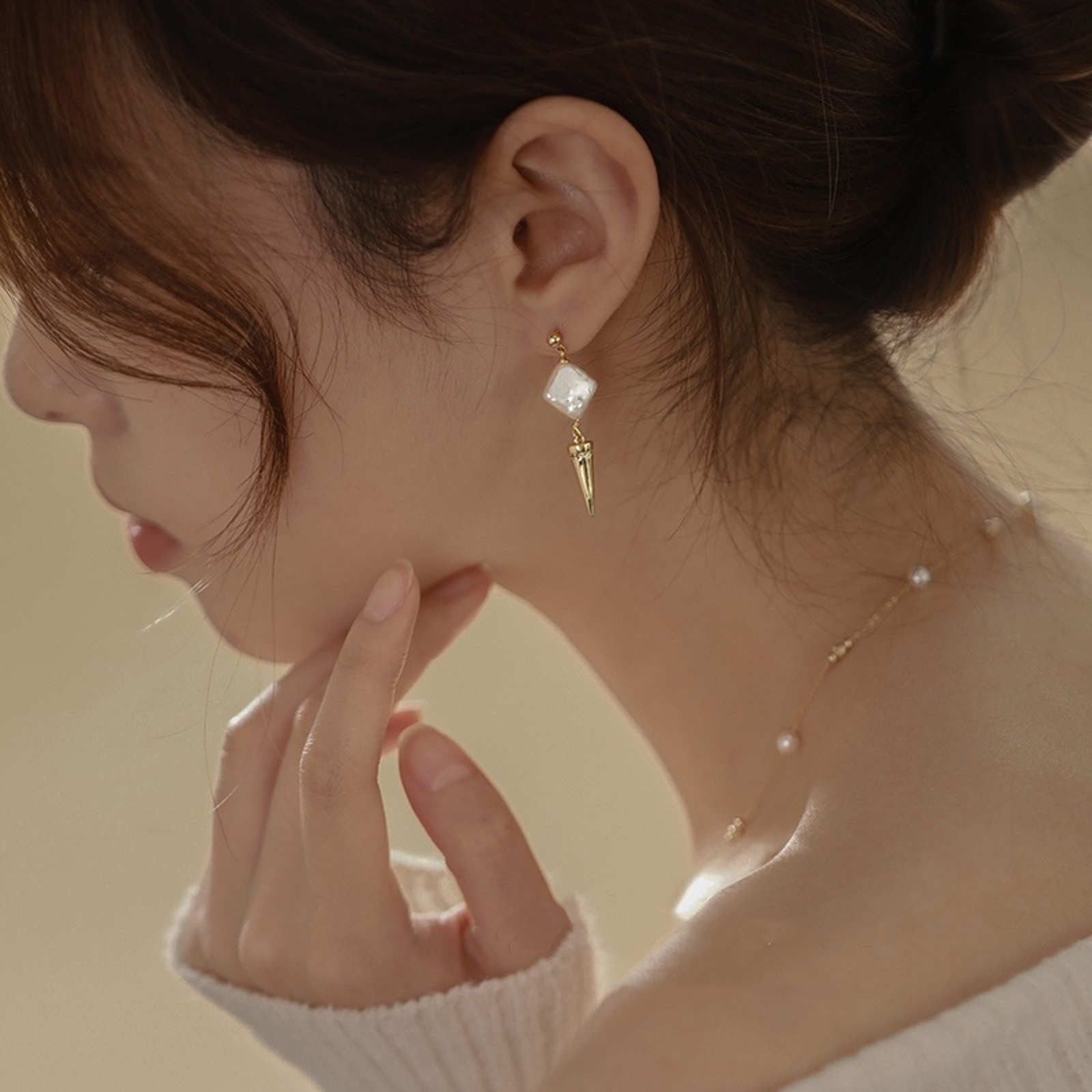 AAA Freshwater Baroque Pearl Earrings Gold Tapered Drop Earrings with Silver Pin