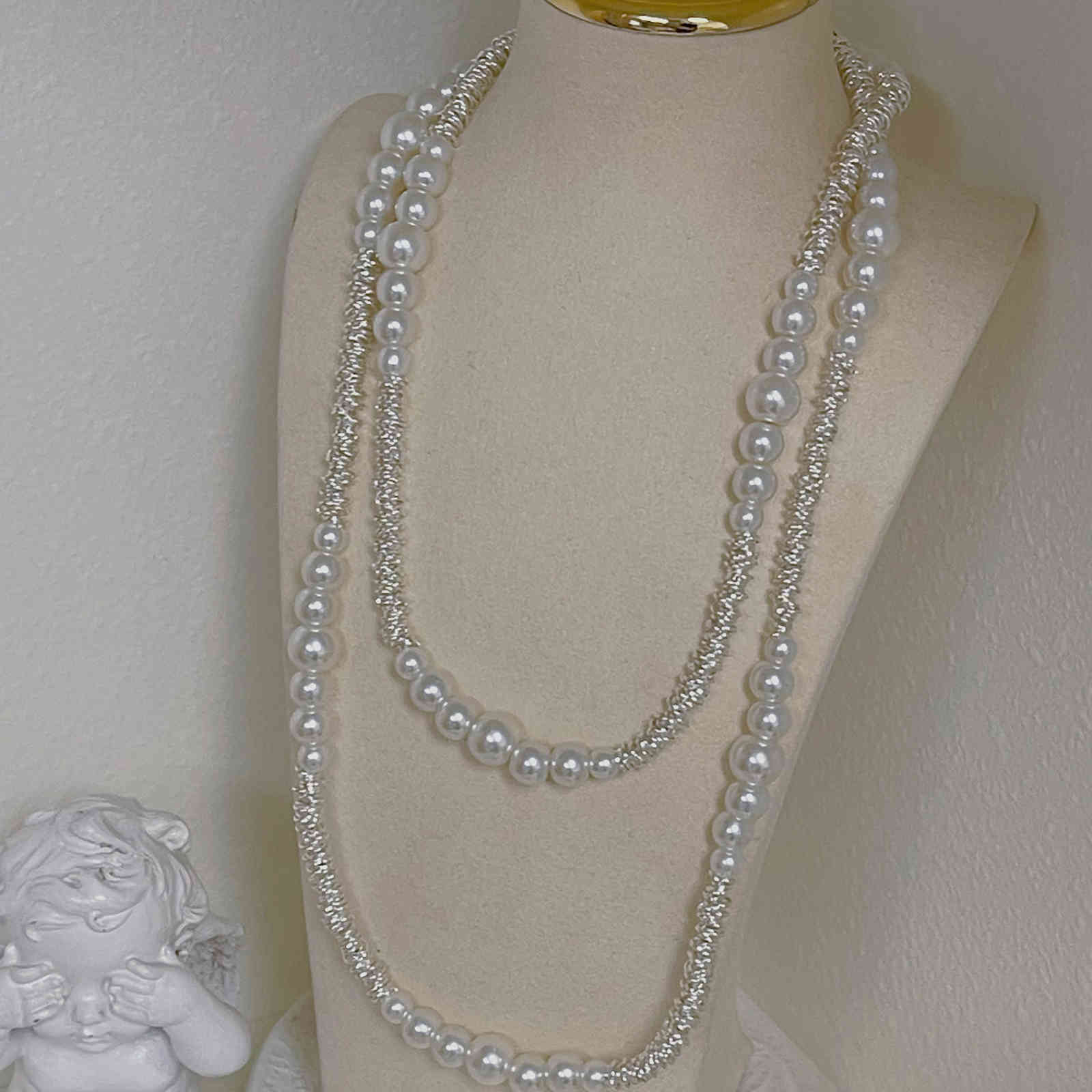 100cm Long Shell Pearl Necklace with Shiny Shattered Silver Design A Lady's Must-Have