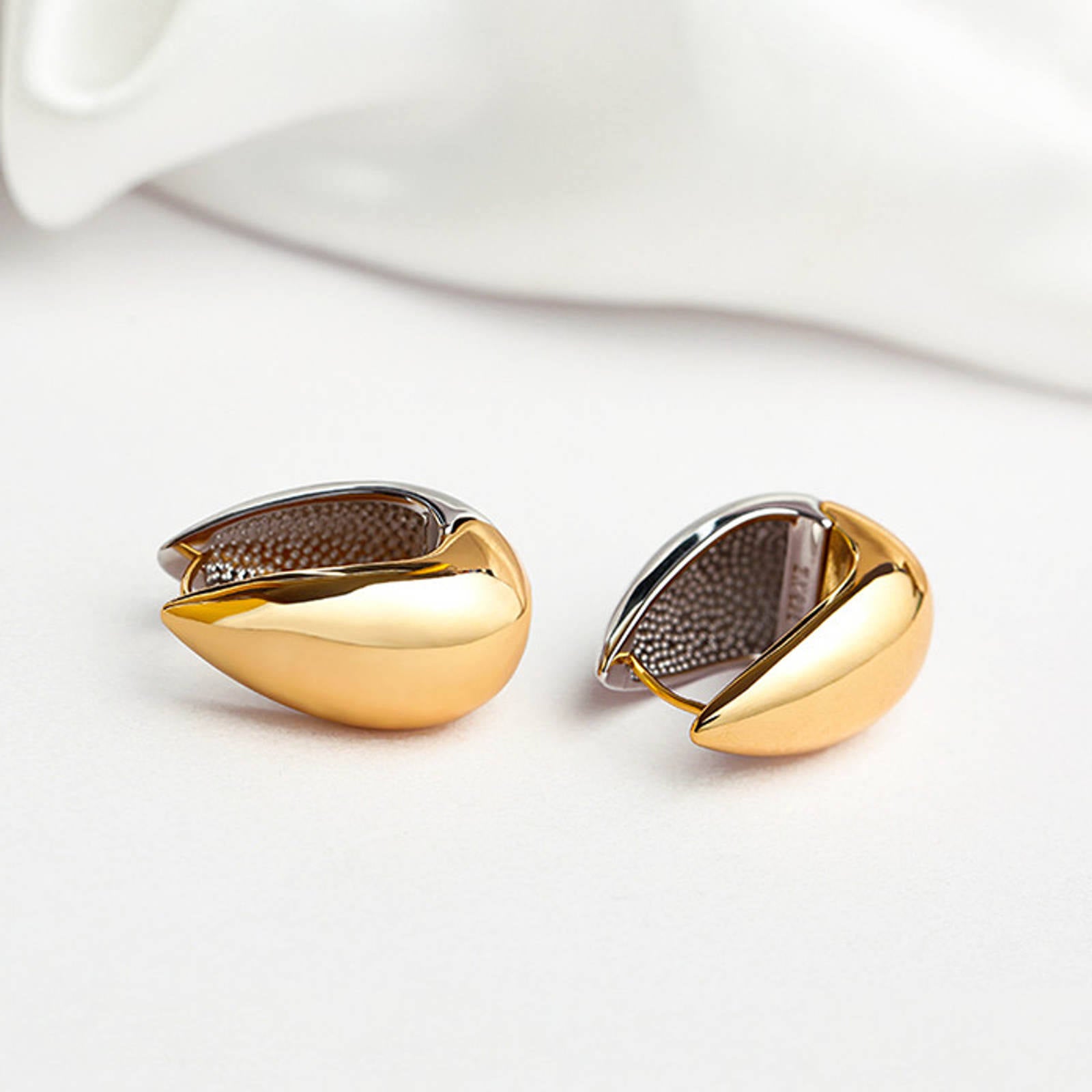 Aros gruesos mitad oro mitad plata, tamaño perfecto, con pasador de plata S925 (12 x 24 mm)