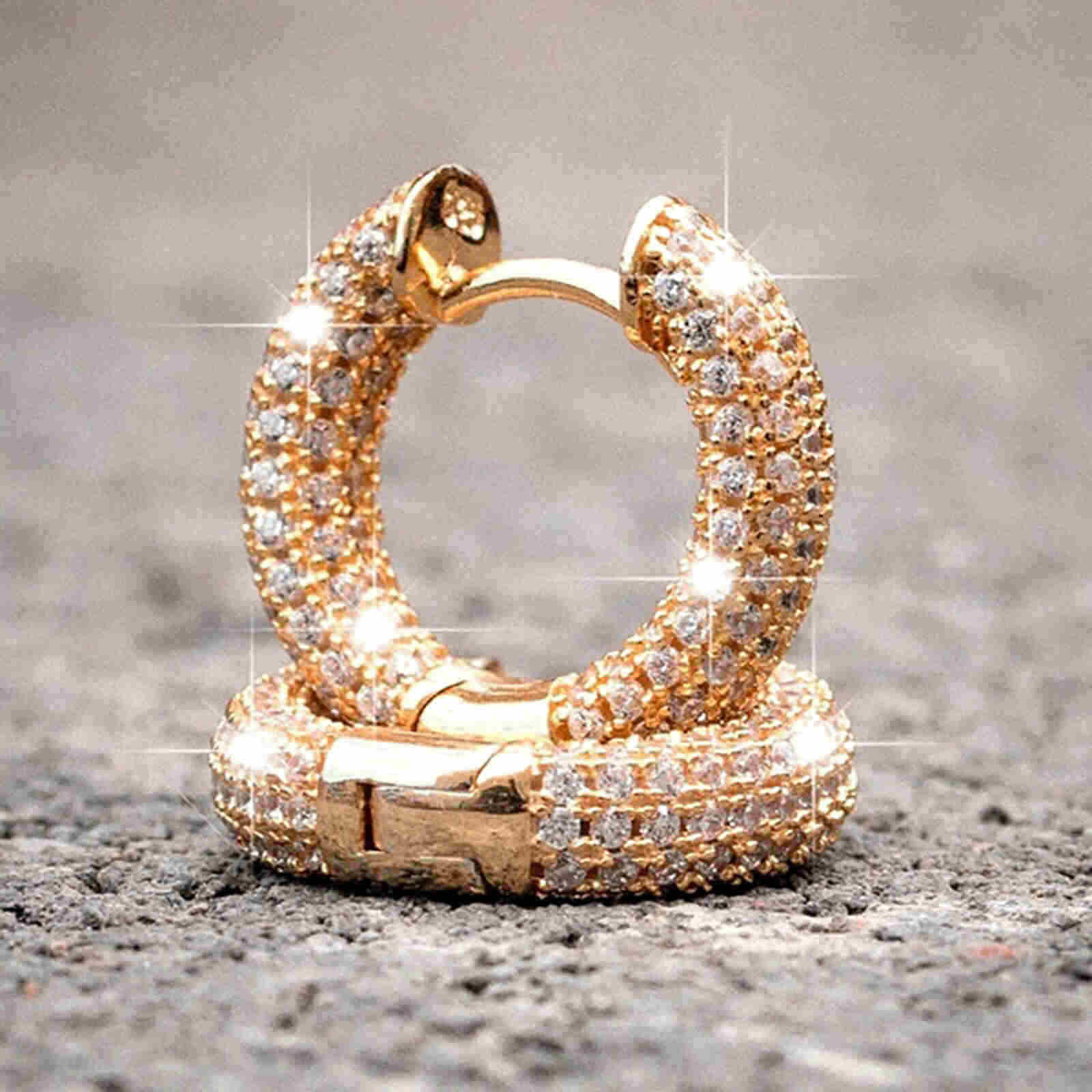 Chunky Hoop Earrings for Men Huggie Diamond Hip-Hop Earrings in Gold Silver and Rose Gold
