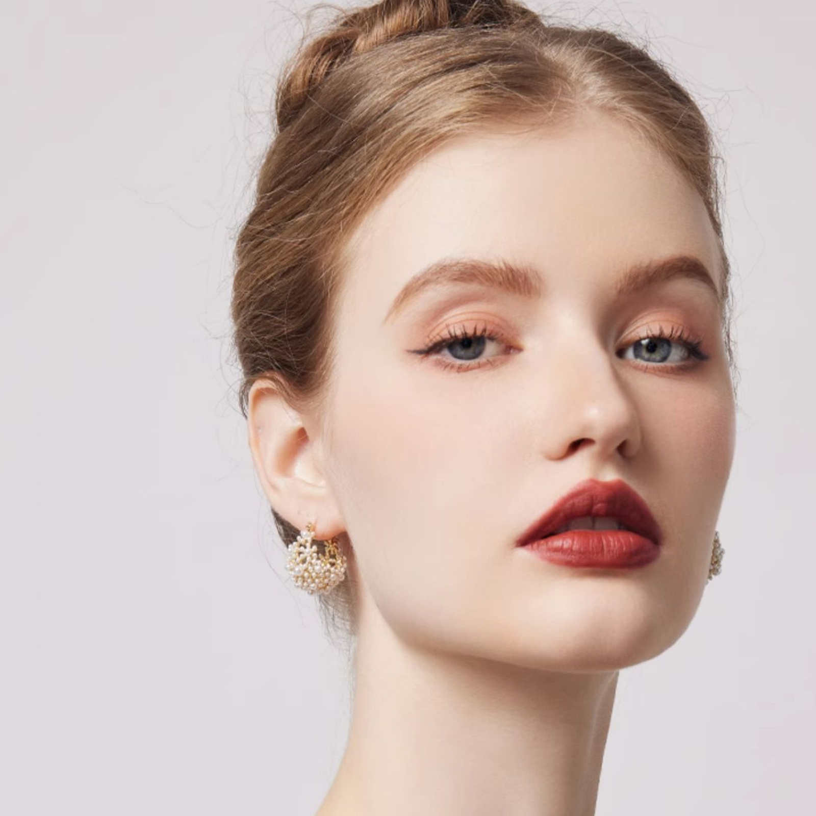 Floral Pearl Hoop Earrings Full Pearl Hollow Basket Style Earrings with S925 Silver Pin