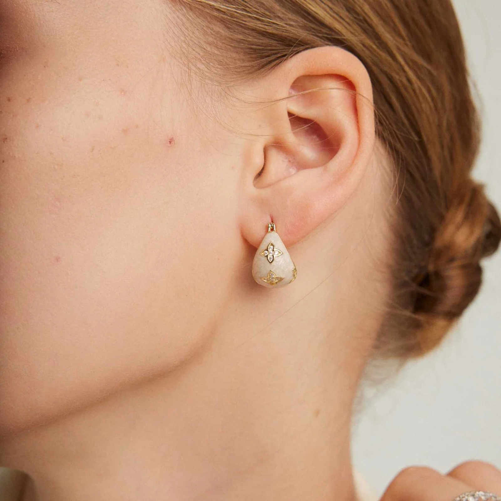 Chunky Hoop Earrings Colorful Enamel with Clover Gold Hoop Earrings with S925 Silver Pin