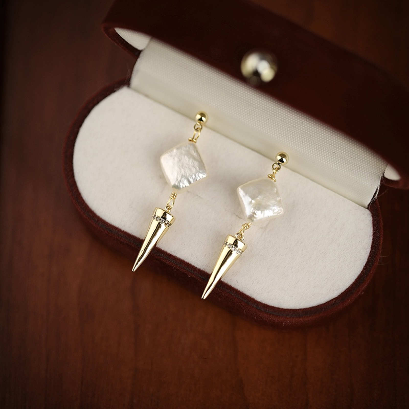 AAA Freshwater Baroque Pearl Earrings Gold Tapered Drop Earrings with Silver Pin