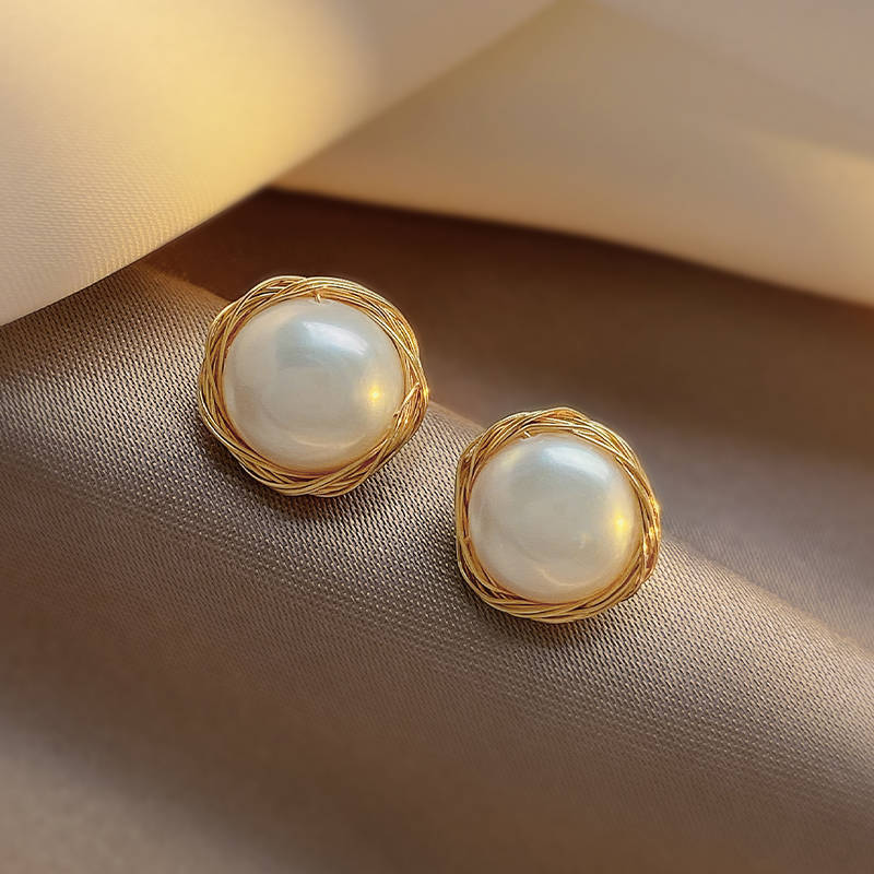 Aretes de perlas cultivadas de agua dulce AAA Perla de oro blanco negro disponible en pasador de plata