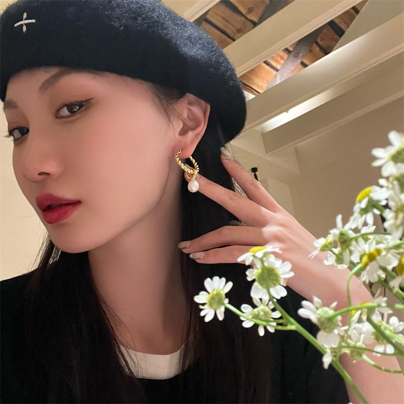 Gold Twist Hoop Earrings | Real Pearl Earrings| Twist Hoop Earrings with Pearl Drop (6-7mm)