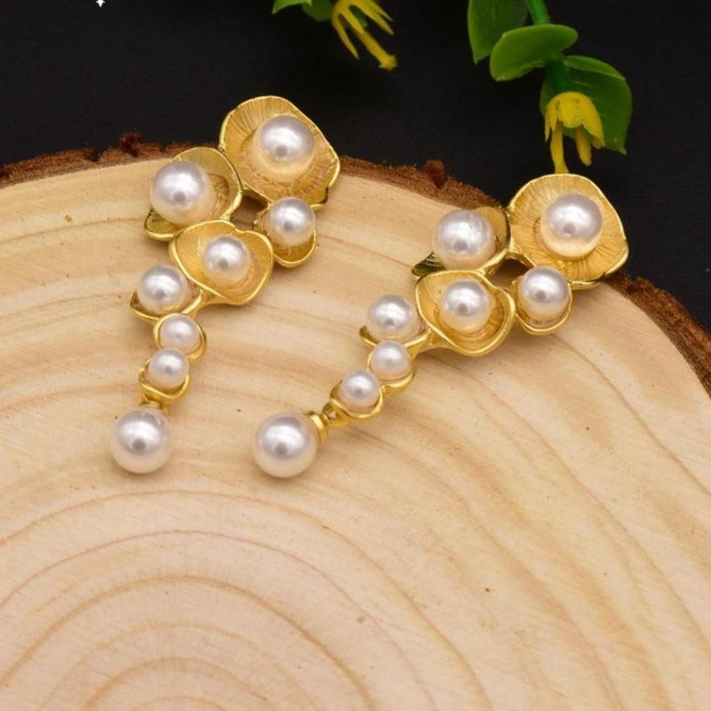 Freshwater gold pearl earrings