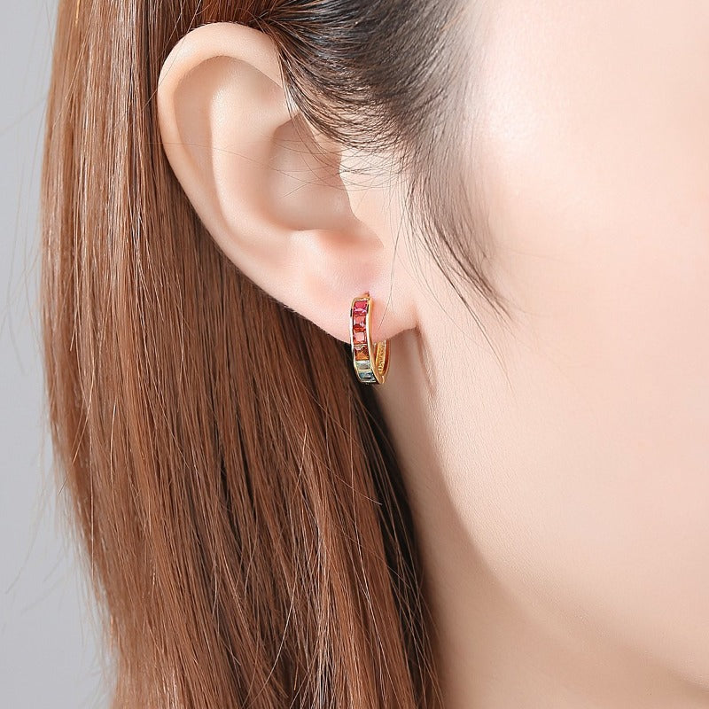 Boucles d'oreilles créoles en cristal irisé | Boucles d'oreilles créoles en or avec tige en argent | Boucles d'oreilles arc-en-ciel en or plaqué or 18 carats