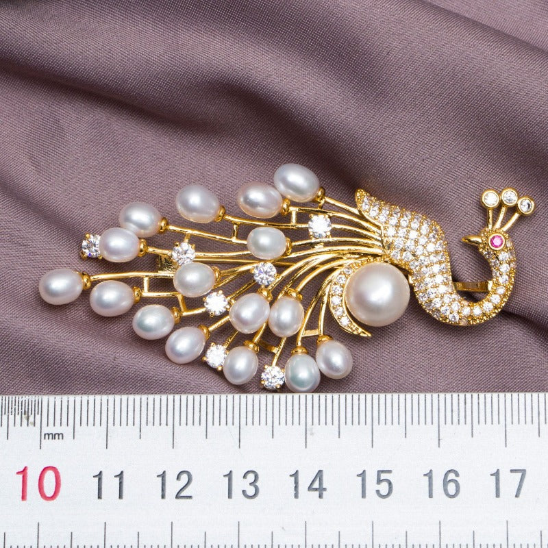 brooch jewelry
