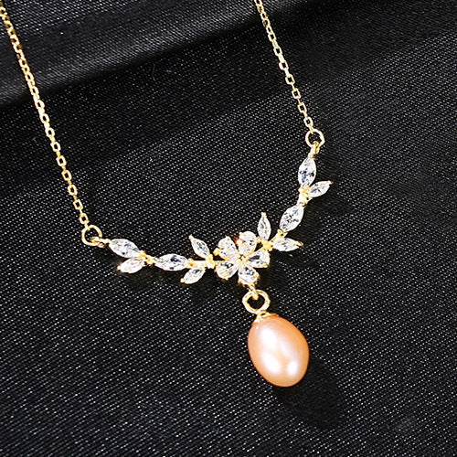 Halskette mit Anhänger aus Süßwasserperlen und Diamanten, 14 Karat Gold über Sterlingsilber (8–9 mm)