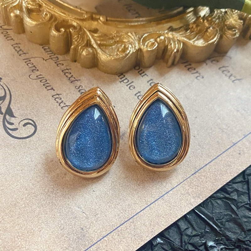 Vintage Style Stud Earrings | Blue Moonstone Stud Earrings Silver Pin