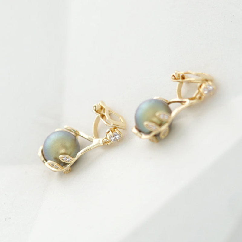 Pendientes colgantes de perlas estilo hoja para mujer, clip de pendiente o pendiente