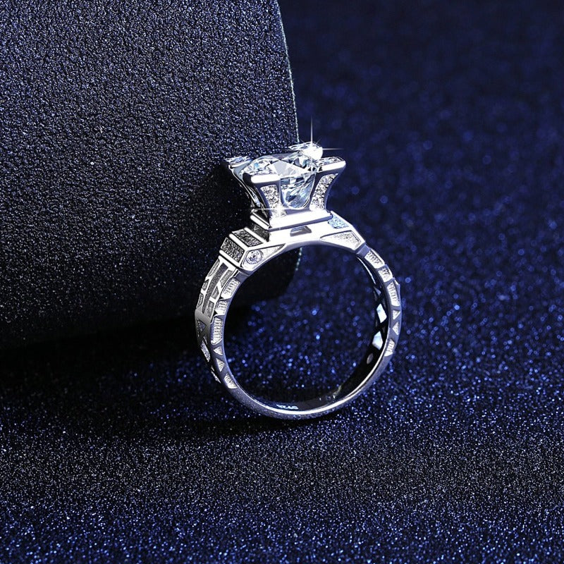 Side-Stone Princess Cut Moissanite Diamond Engagement Wedding Ring with S925 Silver GH/VVS