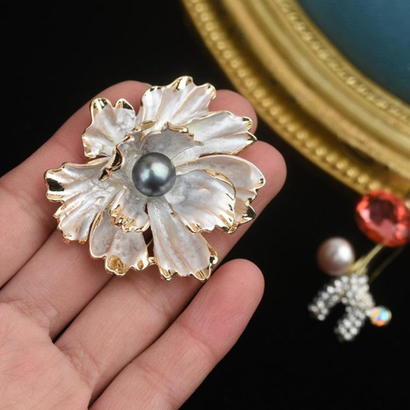 flower brooch with pearl