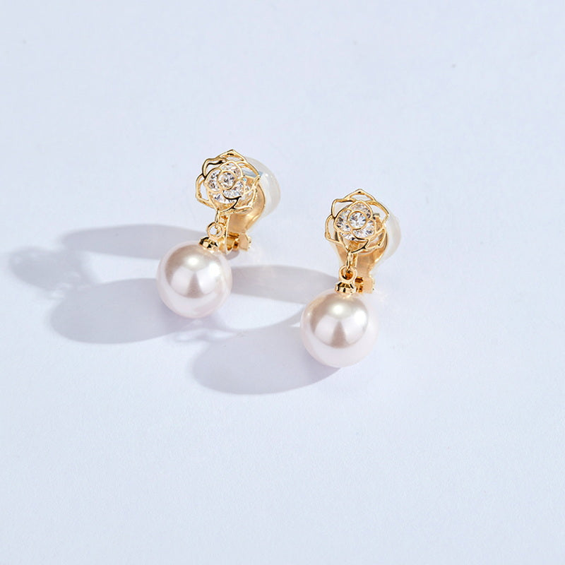 Pendientes colgantes de perlas de flores | Pendientes colgantes de diamantes y perlas rosas | Pendientes de perlas con clip para piercing y no piercing (10 mm)