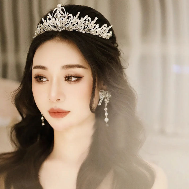 Wedding Tiaras | Pearl Wedding Crown | Diamond Bridal Crown for Wedding