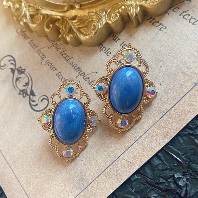 Vintage Style Stud Earrings | Blue Moonstone Stud Earrings Silver Pin