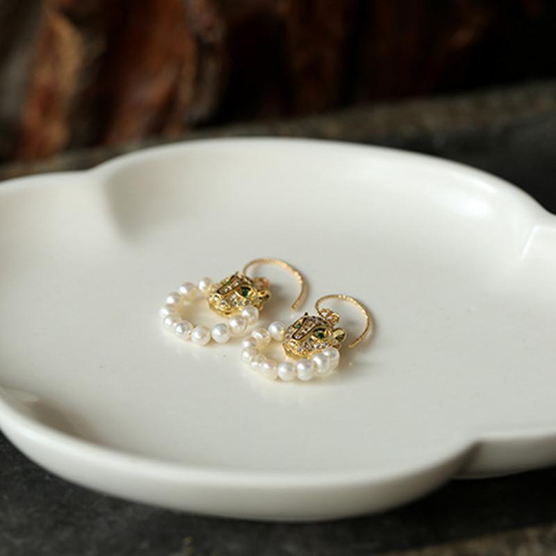 Leopard Series Freshwater Pearl Set Pendant, Bracelet, Ring and Earrings Set 14K Gold Over Sterling Silver