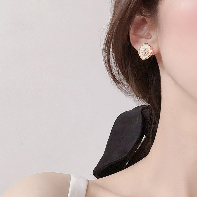 Pendientes de copo de nieve | Pendientes de resina | Pendiente de oro con pasadores de plata de ley