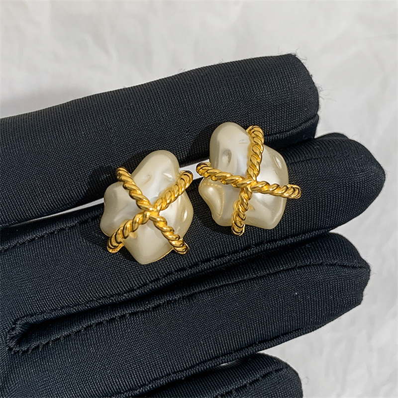 Baroque Pearl Earrings | Natural Resin Baroque Pearl Studs in 18K Gold Plated