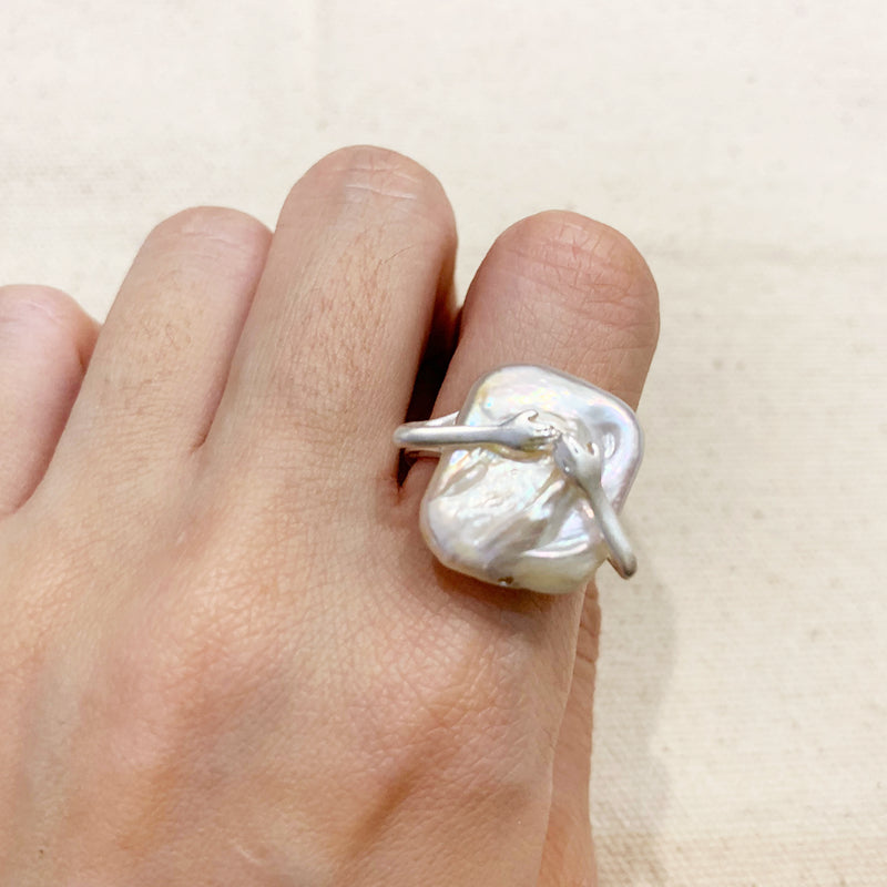Bague ouverte en argent plaqué or avec perle baroque véritable de grande taille AAA, taille réglable