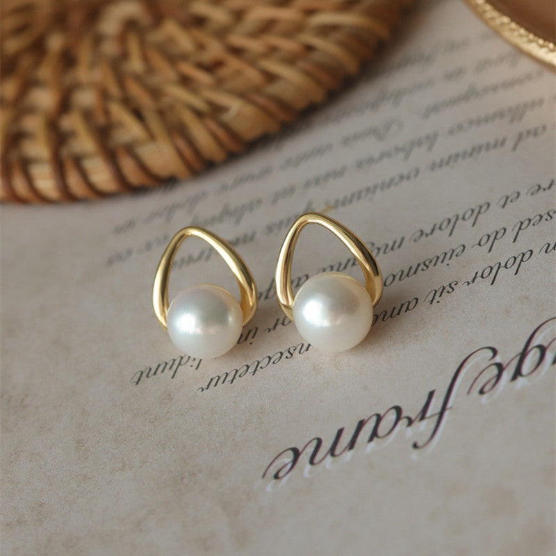 Pendientes colgantes de perlas triangulares AAA | Pendientes de perlas de agua dulce | Pendientes de perlas reales con pasadores de plata de ley (7-8 mm)