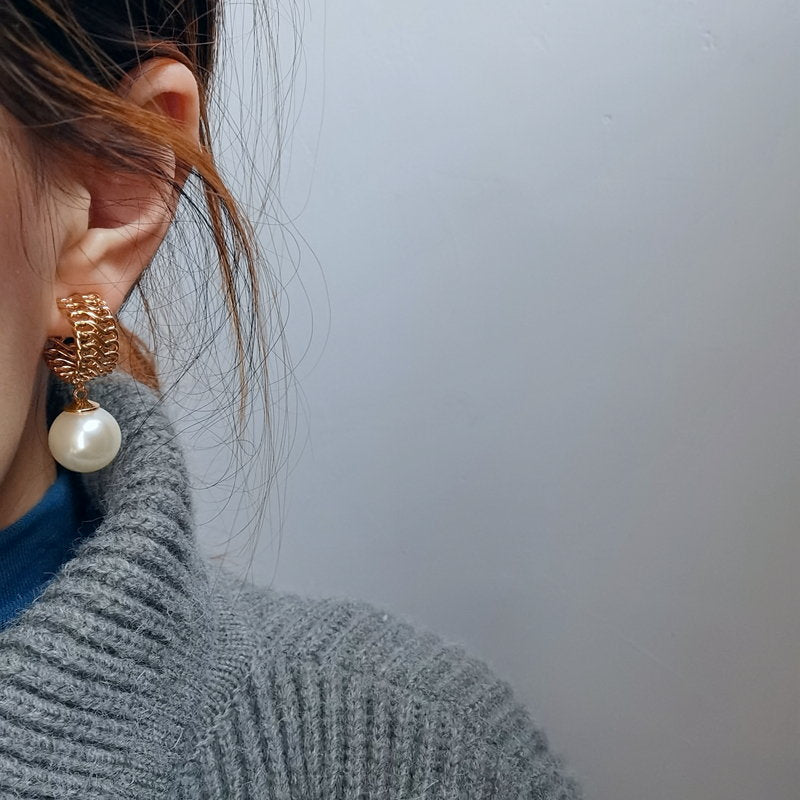 16MM Big Pearl Drop Earrings | Pearl Chain Link Hoop Earrings in 14K Gold Plated