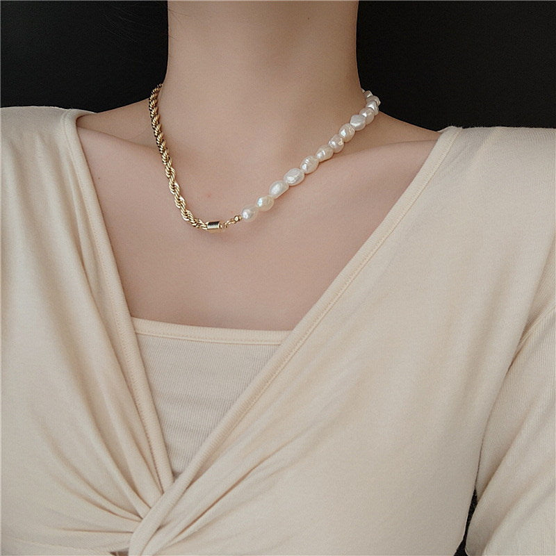 Halskette mit halb echten Perlen und halb Gold | Halskette mit gedrehter Barockperlenkette, 18 Karat vergoldet