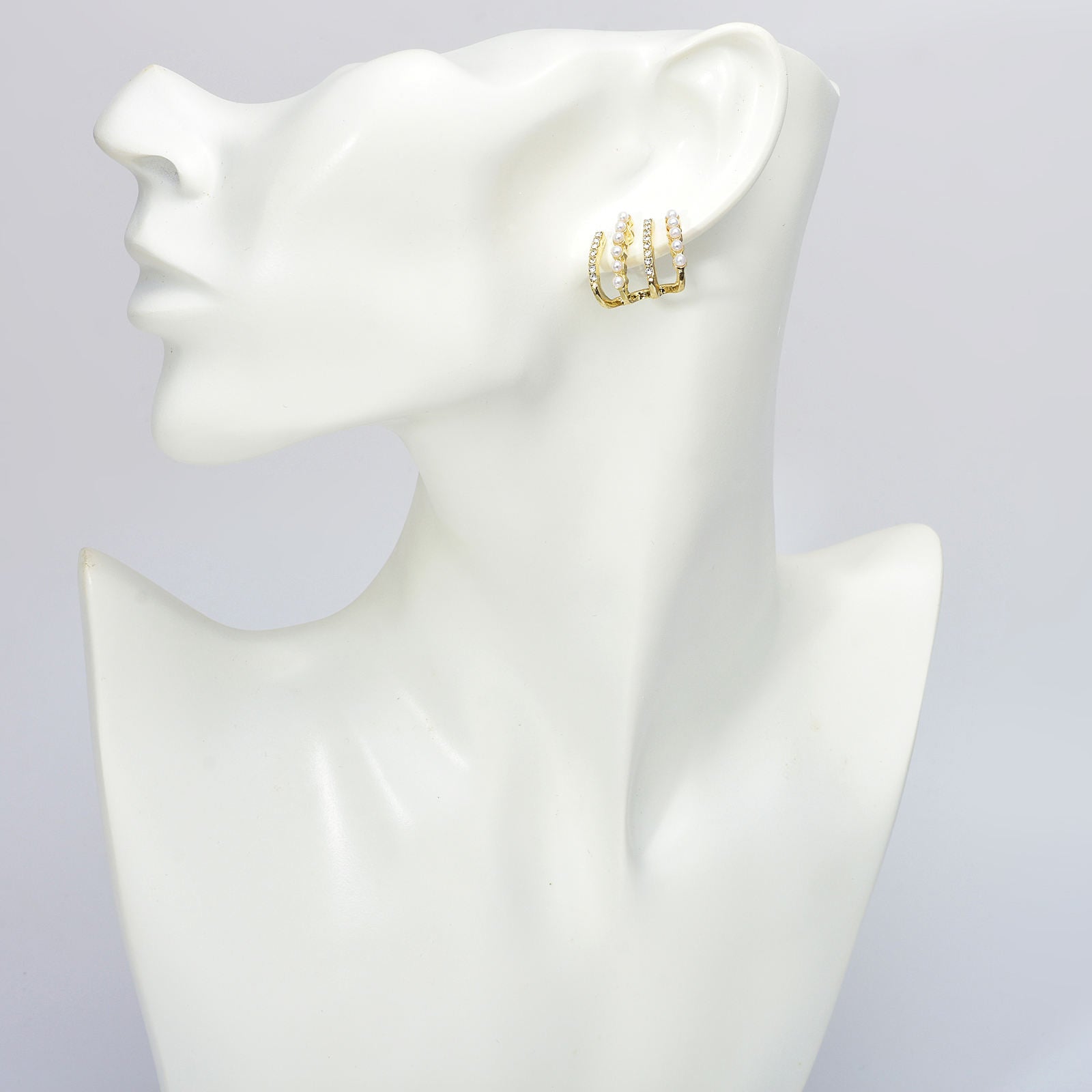 Boucles d'oreilles créoles multi-or | Petites créoles à perles | Boucles d'oreilles créoles à griffes pour femmes