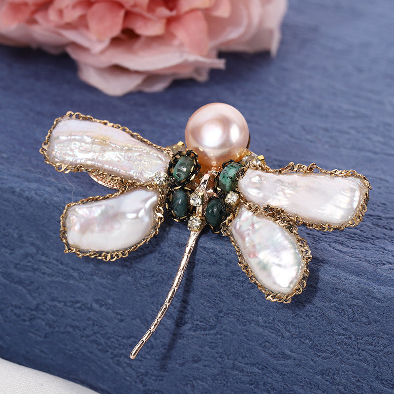 Luxury dragonfly-inspired pearl brooch pin