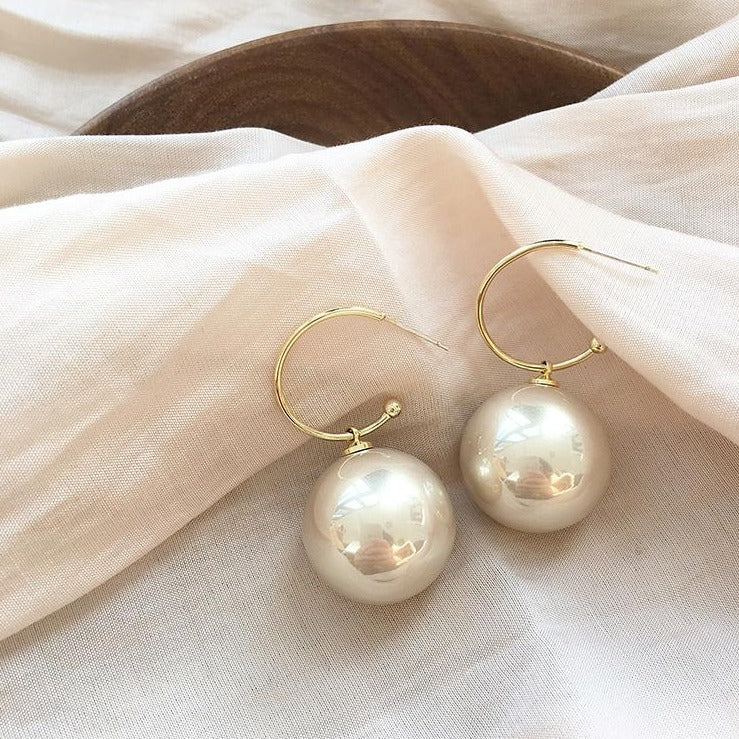 Pendientes de Perlas Grandes | Pendientes de Perlas Colgantes | Pendientes de Bolas de Oro Grandes con Cierre Hipoalergénico (20mm)