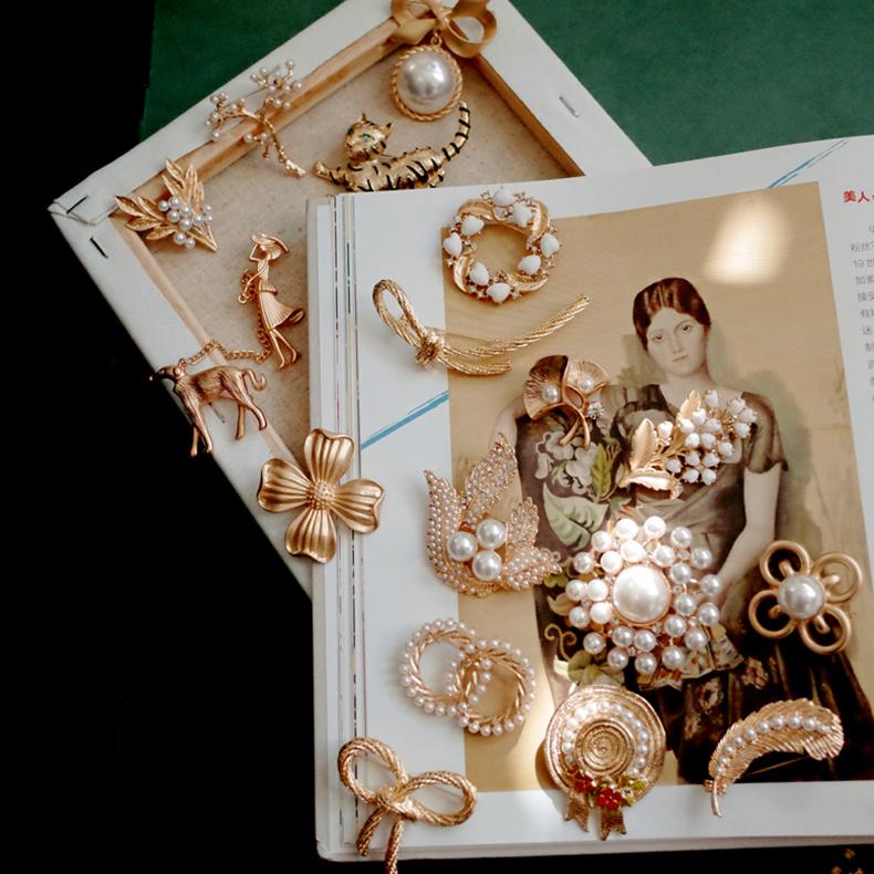 fashion pearl brooch