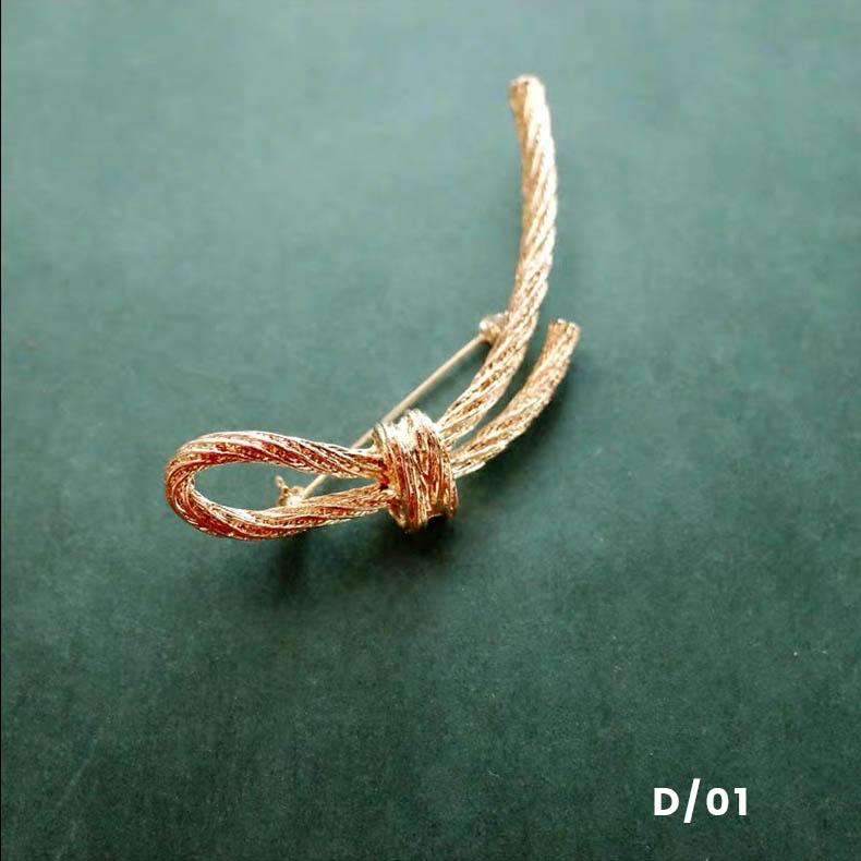 rope Lapel Pin Brooch