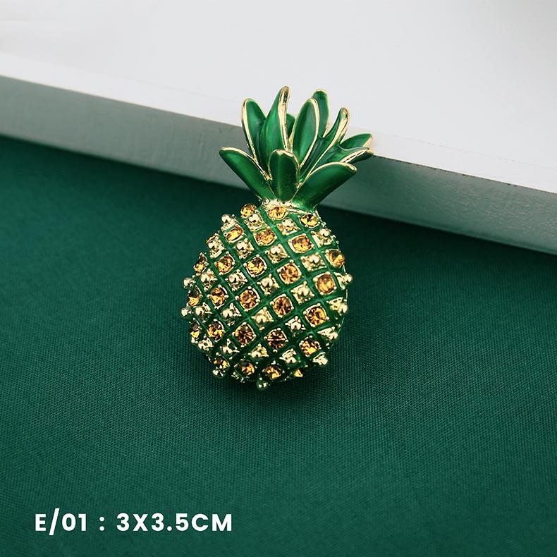 pineapple brooch pin