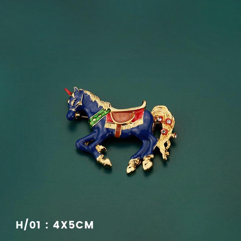 horse brooch jewelry