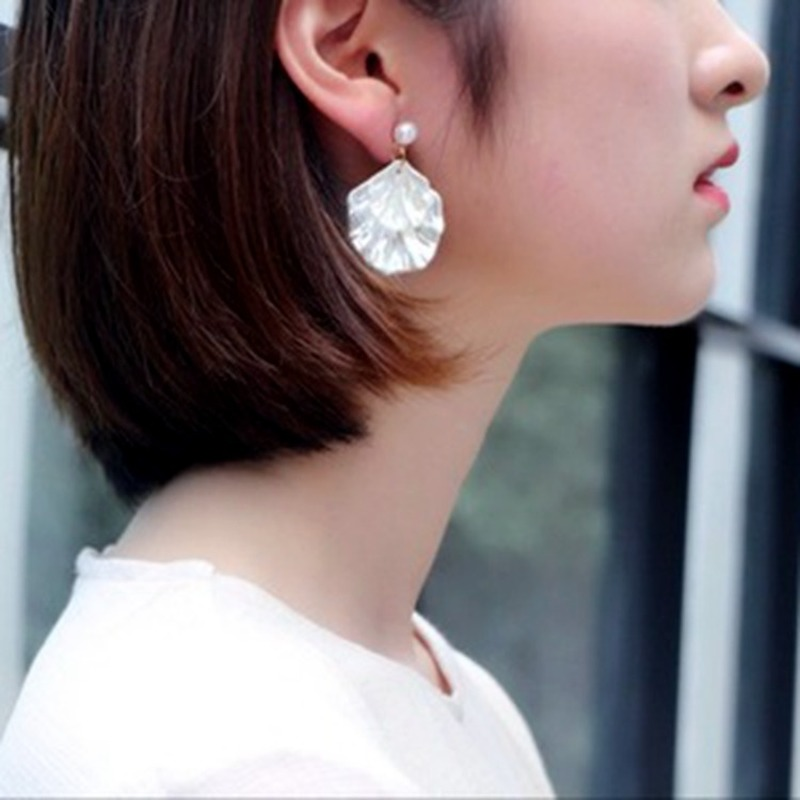 Flower Petals Shell Handmade Pearl Dangle Drop Earrings