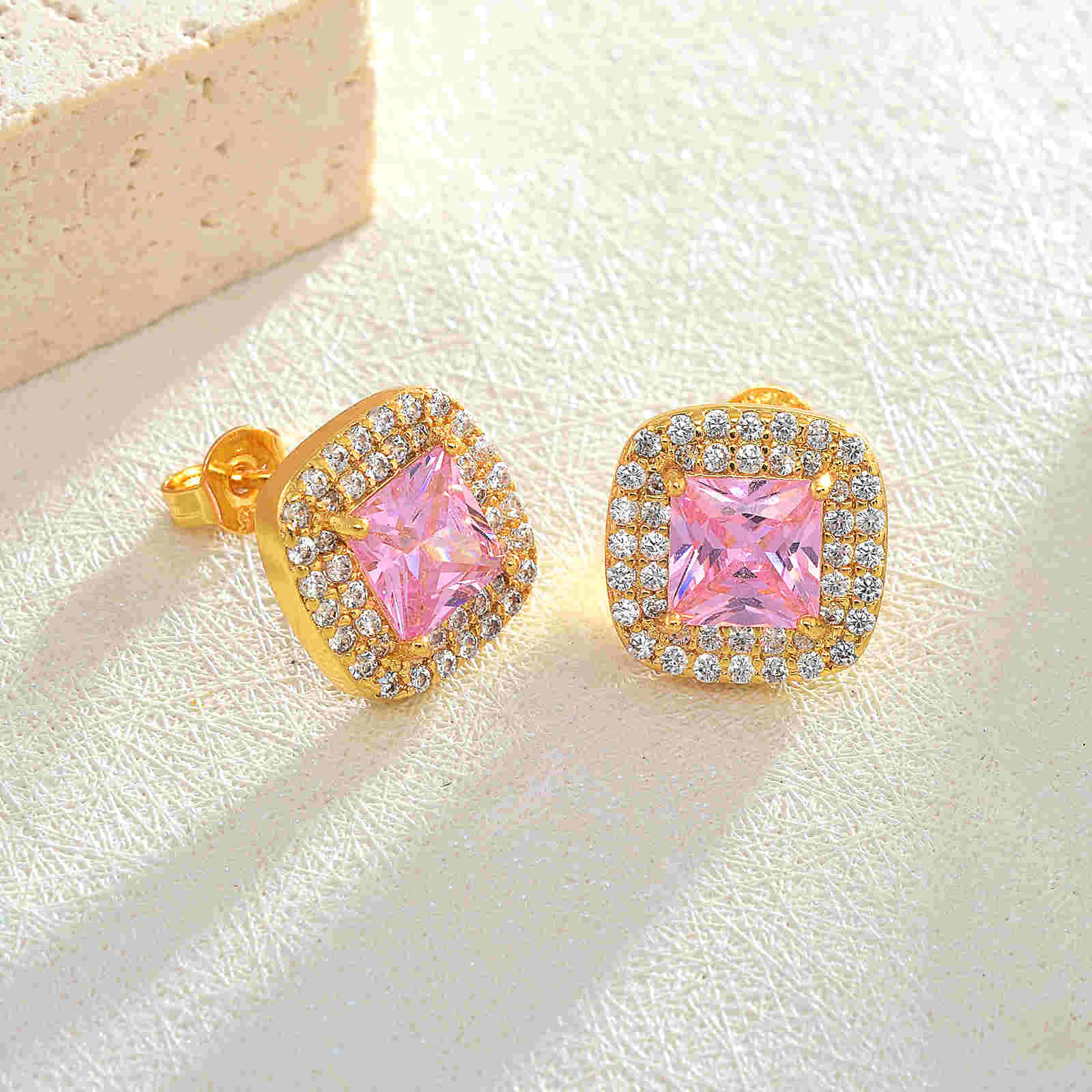 Pendientes de diamantes con forma de gota de agua y cuadrados redondos con pasador de plata S925