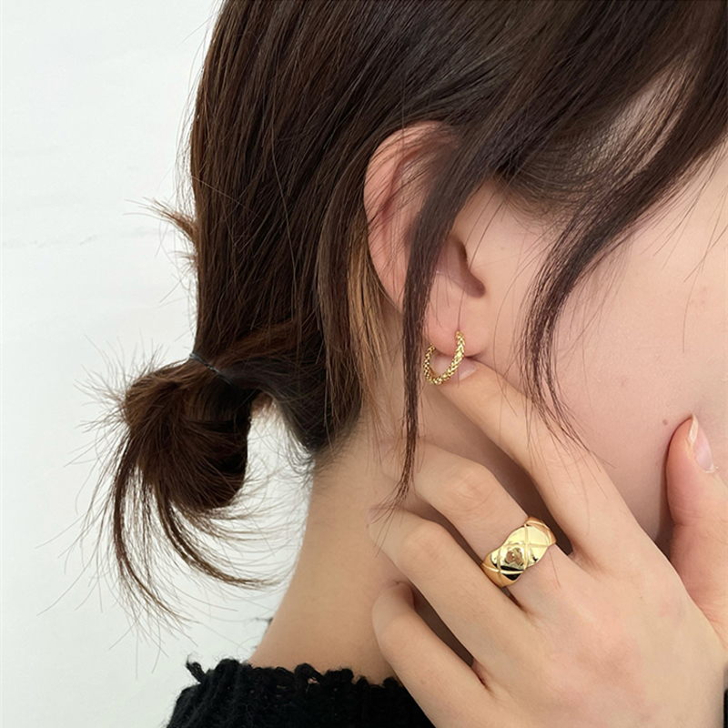 Dazzling Hoop Earrings | Small Huggie Earrings | Gold and Silver Hoop Earrings for Men and Women