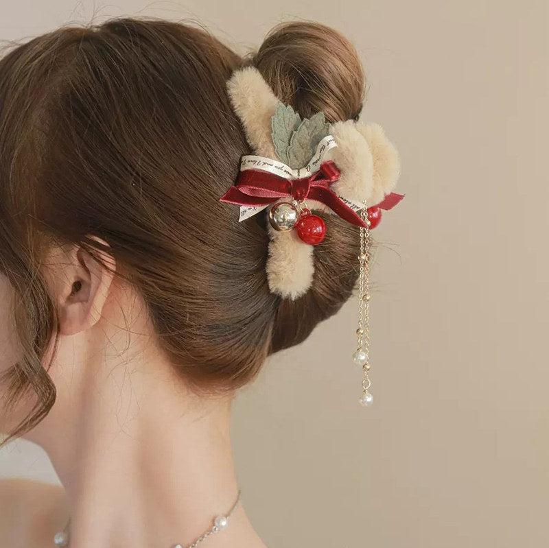 Elegant Christmas Hair Clip Furry Christmas Claw | Hair Claw Clips with Pearl Dangling